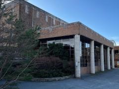 米原市伊吹薬草の里文化センター