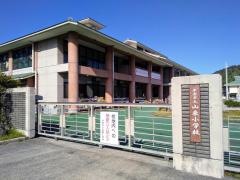 山東小学校