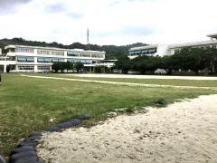 与那原小学校