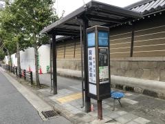 「岡崎神社前」バス停留所