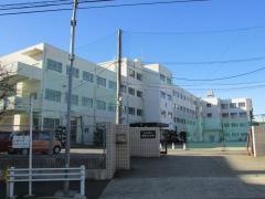本地丘小学校