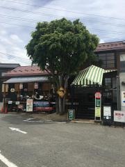 カフェレストガレージ