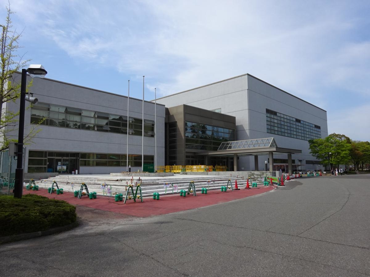 敦賀市総合運動公園体育館