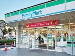 ファミリーマート　鶴舞店