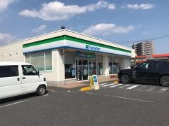 ファミリーマート　南手城一丁目店