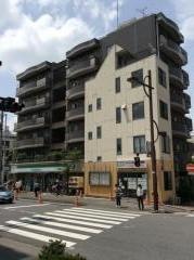 ファミリーマート　浦和仲町店