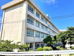 真砂小学校