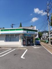 ファミリーマート　長崎油木町店