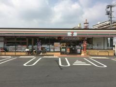 セブンイレブン　桑名中央店