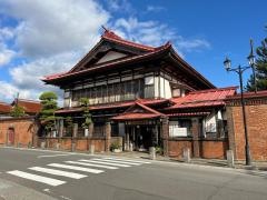 太宰治記念館「斜陽館」