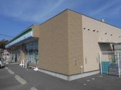 ファミリーマート　伊賀市部店