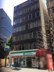 ファミリーマート　紀尾井町店
