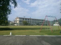 三輪北小学校