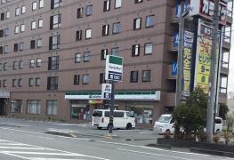 ファミリーマート　御殿場インター店