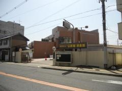 富田林市立中央図書館