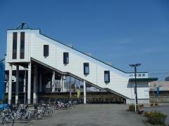 新崎駅