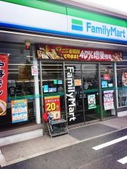 ファミリーマート　小倉葛原本町一丁目店