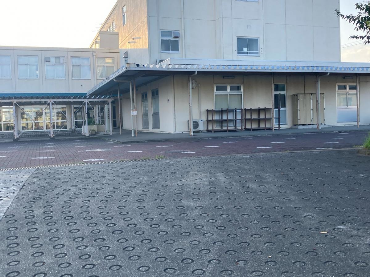 横浜市立日限山中学校