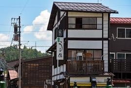 うな信