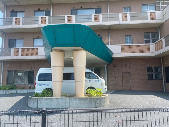 関屋おもと