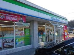 ファミリーマート　丹生朝日店