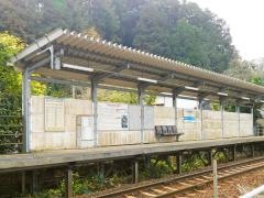 小村神社前駅