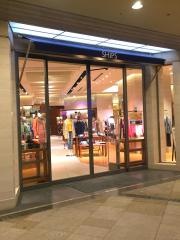 ＳＨＩＰＳ　なんばパークス店
