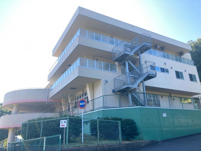 多摩シルバーハウス 建物全景