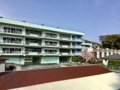 湯河原小学校