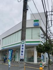 ファミリーマート　大宮西遊馬店