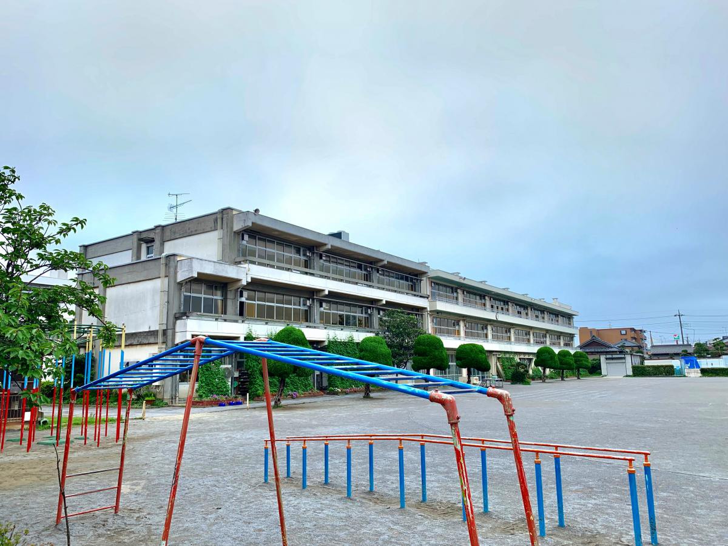流山 市 小学校