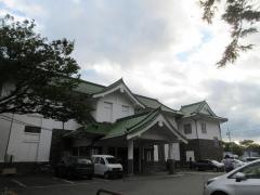 諏訪市美術館