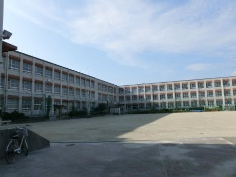 【中古】 めだちたがりやのミュウ/小学館/戸田昭吾 名古屋市千種区 田代小学校区の一戸建てをさがす｜ウィル不動産販売