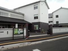 大志小学校