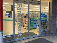 ファミリーマート　横浜折本町店