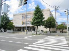 札苗小学校