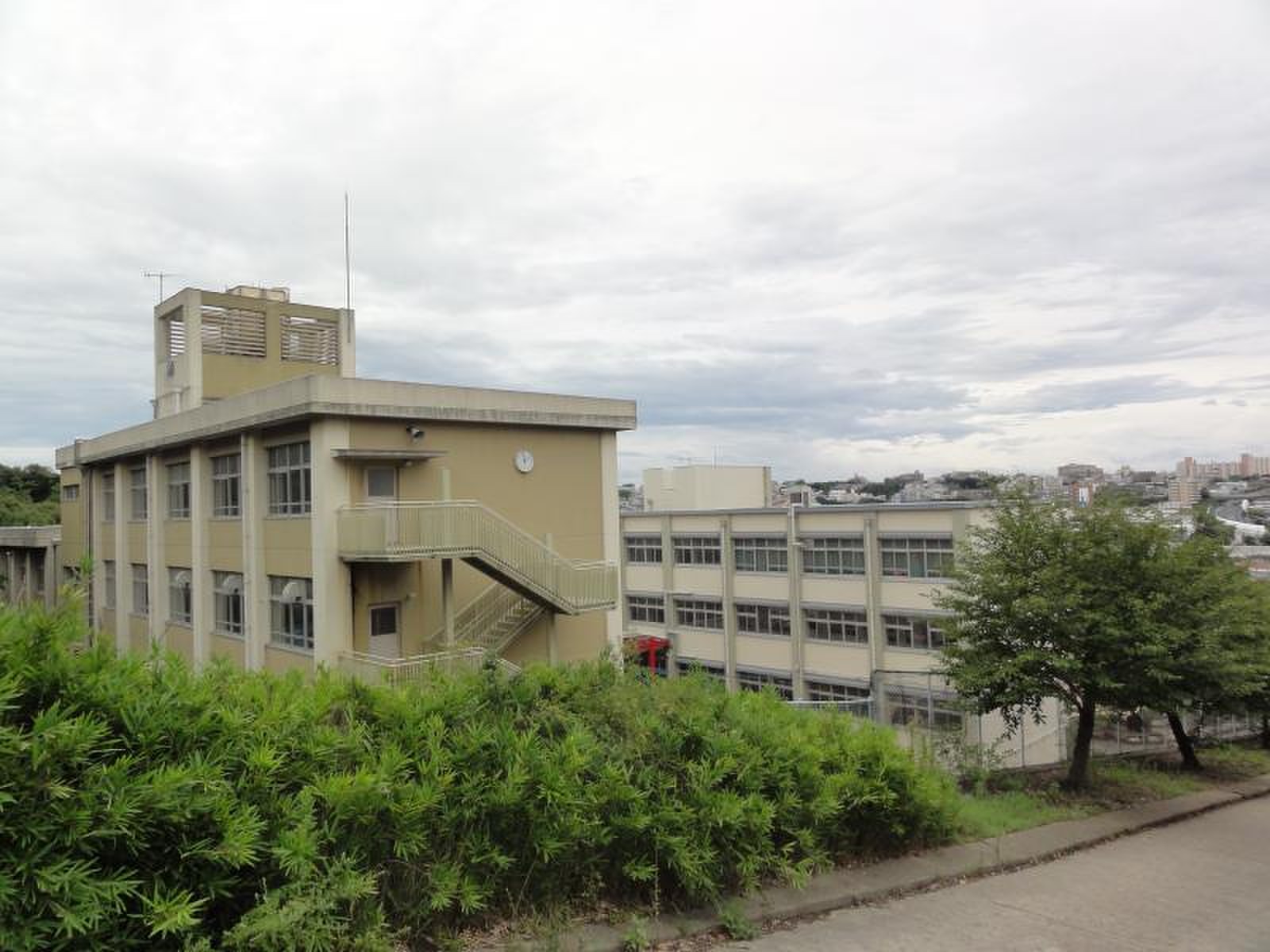 神戸市立伊川谷中学校／ホームメイト