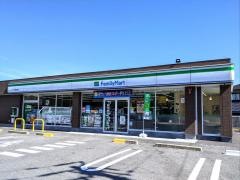 ファミリーマート　甲西日枝店