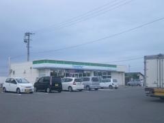 ファミリーマート　宇佐フラワーロード店