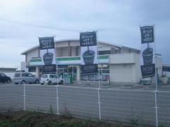 ファミリーマート　宇佐フラワーロード店