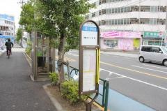 「川端小学校」バス停留所