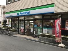 ファミリーマート　阪急高槻市駅前店