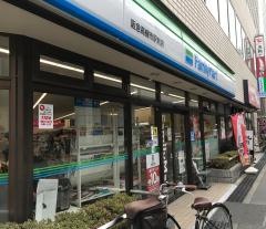 ファミリーマート　阪急高槻市駅前店