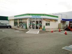 ファミリーマート　新潟上所中店
