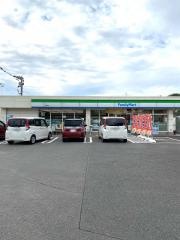 ファミリーマート　郡山店