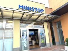 ミニストップ　Ｐａｓａｒ幕張下り店