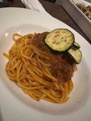ＣＡＦＥ‐ＤＩＮＩＮＧアミエル（ＡＭＩＥＬ）