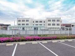 神戸小学校