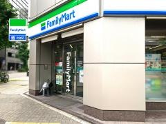 ファミリーマート　丸の内大津通店