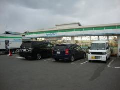ファミリーマート　小田原中町店